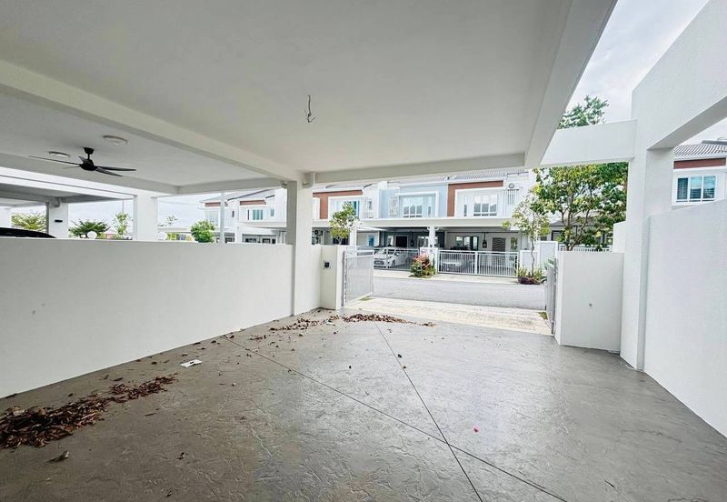 TIARA SENDAYAN (PRESINT 5)