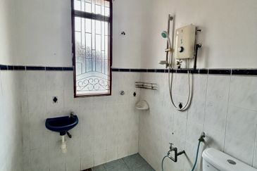 Taman Tasik Semenyih (Lake Residence)