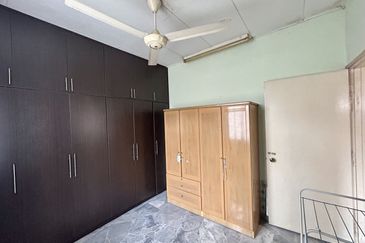 Taman Tasik Semenyih (Lake Residence)