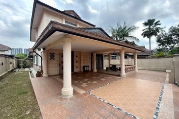 Taman Tasik Semenyih (Lake Residence)