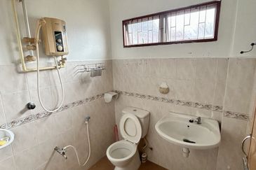 Taman Tasik Semenyih (Lake Residence)