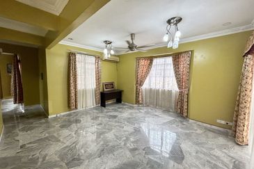 Taman Tasik Semenyih (Lake Residence)