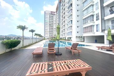 7 Tree Seven Residence