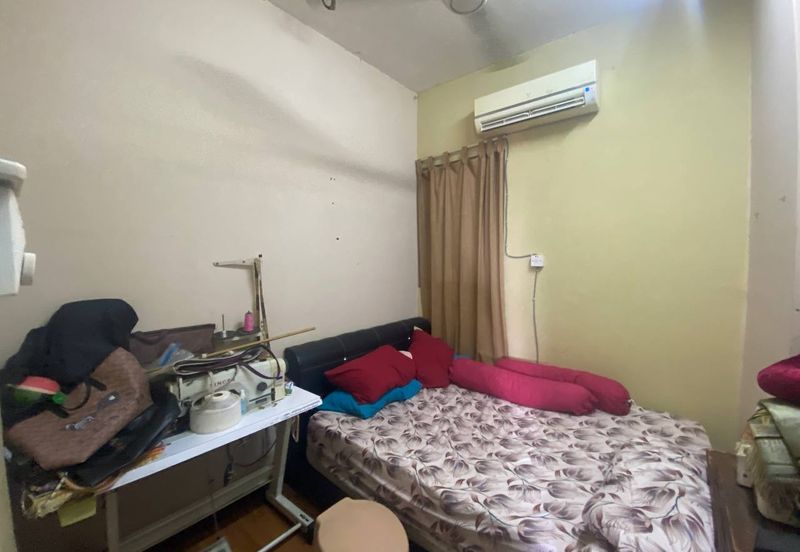 7 Tree Seven Residence