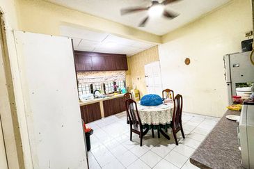 Bandar Tun Hussein Onn