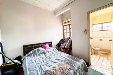 Bandar Tun Hussein Onn