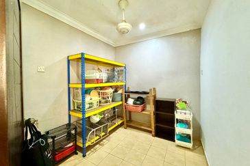 Jalan Suasana, Bandar Tun Hussein Onn