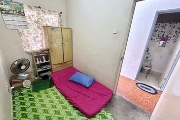 Pangsapuri Emas, Jalan Bidara 2, Taman Taming Emas, Kajang