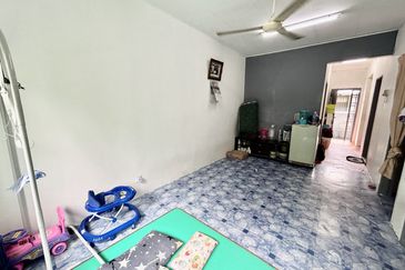 Pangsapuri Emas, Jalan Bidara 2, Taman Taming Emas, Kajang