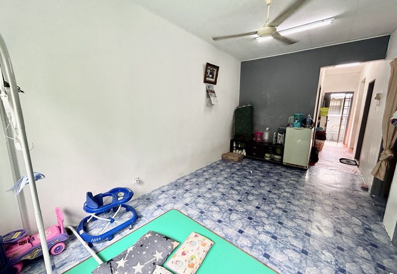 Pangsapuri Emas, Jalan Bidara 2, Taman Taming Emas, Kajang