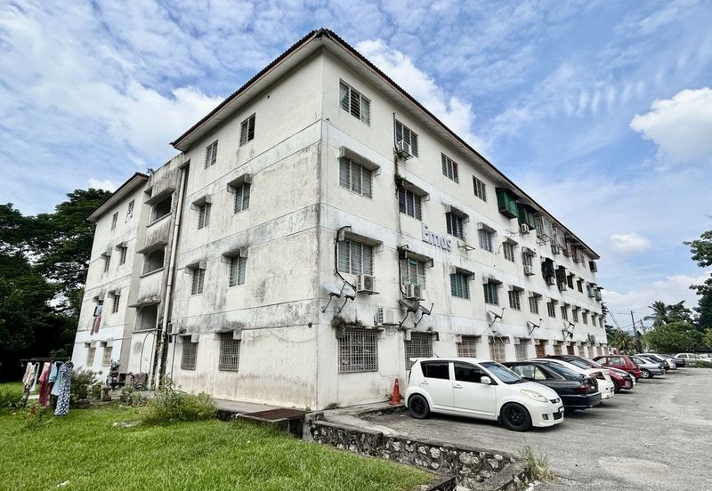 Pangsapuri Emas, Jalan Bidara 2, Taman Taming Emas, Kajang