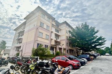 Saujana Apartment