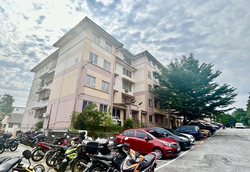 Saujana Apartment