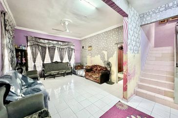 Taman Seroja, Bandar Baru Salak Tinggi