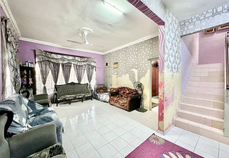 Taman Seroja, Bandar Baru Salak Tinggi