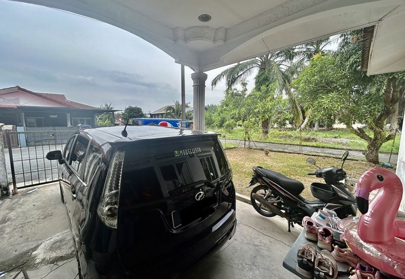 Taman Nakhoda, Jalan Bahtera