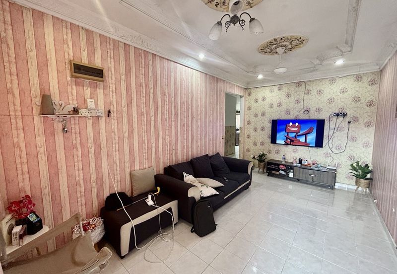 Taman Nakhoda, Jalan Bahtera