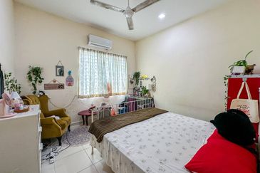 Taman Desa Saujana Langat