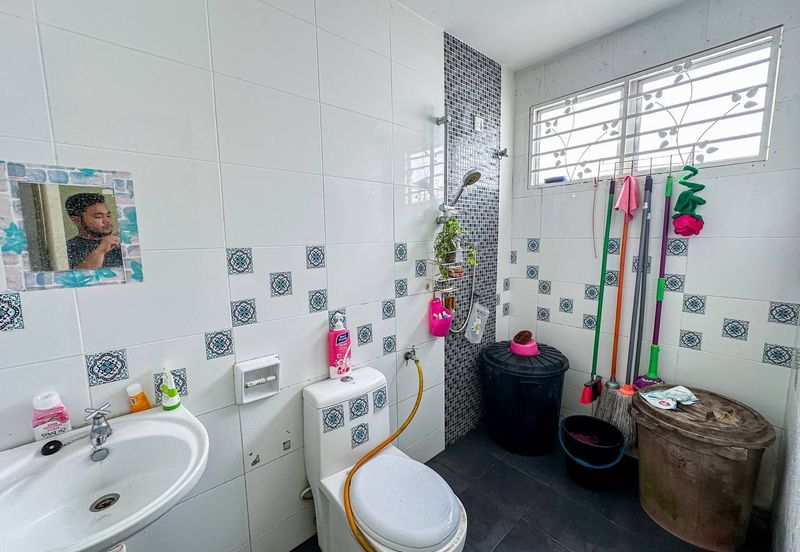 Taman Desa Saujana Langat