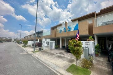 Casa Bluebell @ Cybersouth