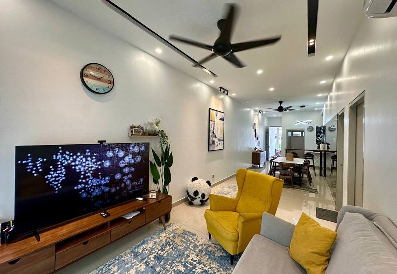 Casa Bluebell @ Cybersouth