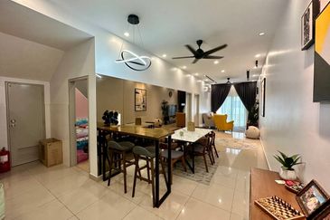 Casa Bluebell @ Cybersouth