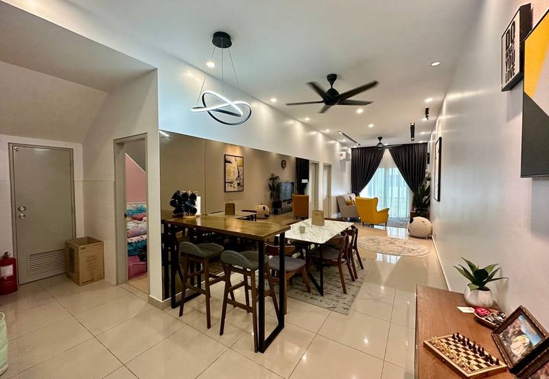 Casa Bluebell @ Cybersouth