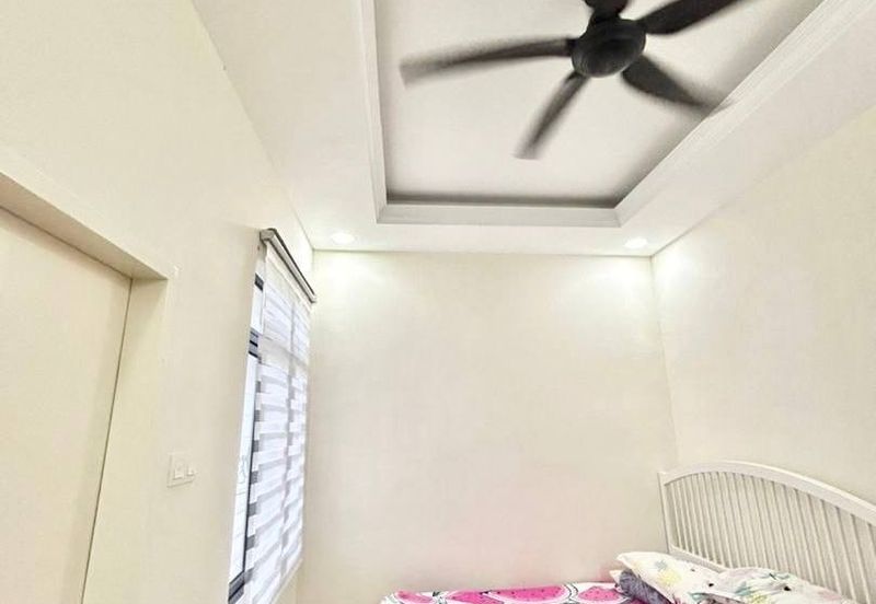 Crescent Park Townvilla