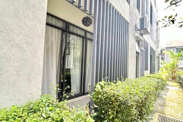 Crescent Park Townvilla