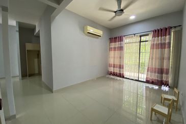 Crescent Park Townvilla