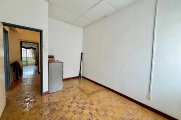 [Freehold] Double Storey Terrace Jln Anggerik Aranda Kota Kemuning Seksyen 31, Shah Alam