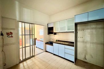 [Freehold] Double Storey Terrace Jln Anggerik Aranda Kota Kemuning Seksyen 31, Shah Alam