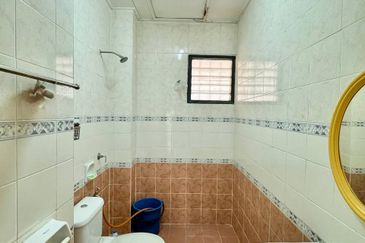 [Freehold] Double Storey Terrace Jln Anggerik Aranda Kota Kemuning Seksyen 31, Shah Alam