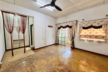 [Freehold] Double Storey Terrace Jln Anggerik Aranda Kota Kemuning Seksyen 31, Shah Alam