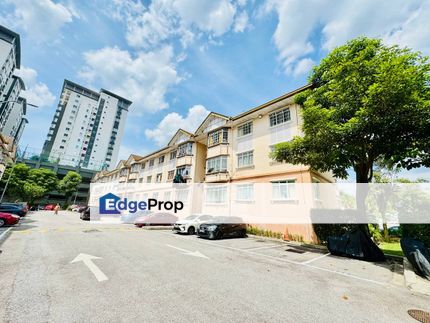 D'Shire Villa, Jalan Camar, Kota Damansara, Selangor, Kota Damansara