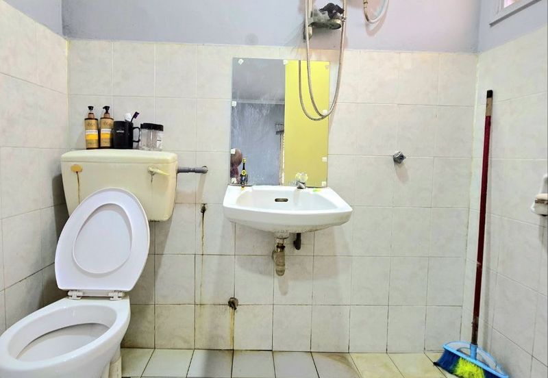 Idaman Sutera Condominium