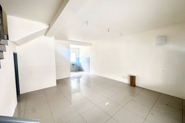 Ritma Perdana Townhouse @ LBS Alam Perdana