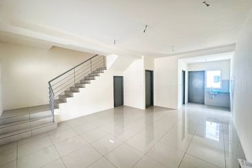 Ritma Perdana Townhouse @ LBS Alam Perdana