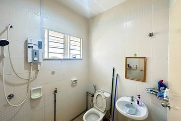 Jalan Setia Perdana U13/28