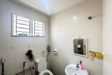 Jalan Setia Perdana U13/28