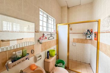 Double Storey Saujana Damansara, PJU 10, Petaling Jaya, Selangor