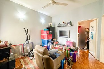 Double Storey Saujana Damansara, PJU 10, Petaling Jaya, Selangor