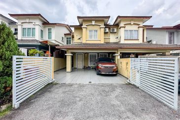 Double Storey Saujana Damansara, PJU 10, Petaling Jaya, Selangor