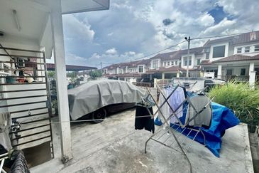 Taman Desa Kenanga 2