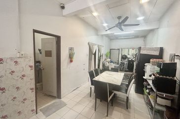 Taman Desa Kenanga 2