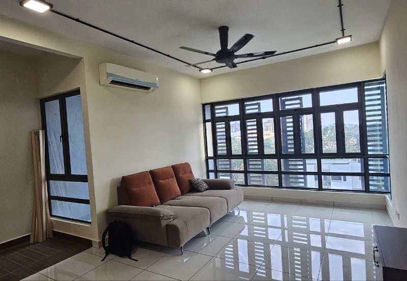 Aura Residence @ Precint 8