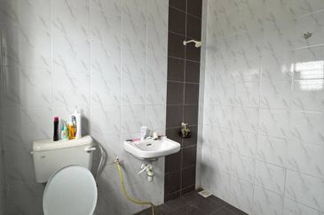 Seksyen 32, Shah Alam