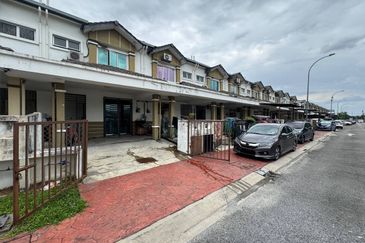 Seksyen 32, Shah Alam