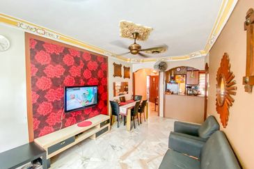 Residensi Warnasari 3