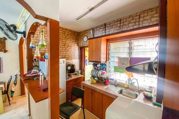 Residensi Warnasari 3